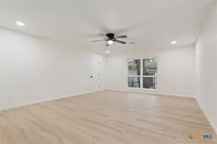 1029 N 45th St, Waco, TX 76710 - Photo 31