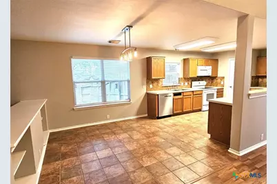 1715 Mountain Brook, Schertz, TX 78154 - Photo 9