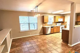 1715 Mountain Brook, Schertz, TX 78154 - Photo 9