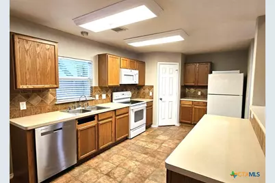 1715 Mountain Brook, Schertz, TX 78154 - Photo 11