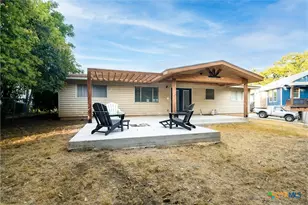 625 Creek Dr, New Braunfels, TX 78130 - Photo 29