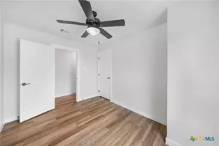 909 S Martin Luther King Jr Ln, Temple, TX 76504 - Photo 17