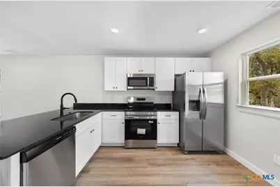 905 S Martin Luther King Jr Lane #A, Temple, TX 76504 - Photo 9