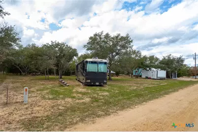 185 Yaupon, Sheridan, TX 77475 - Photo 25