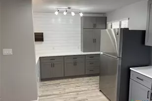 744 Hill Top Dr, Canyon Lake, TX 78133 - Photo 9