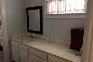 1014 N Hunt St, Cuero, TX 77954 - Photo 31