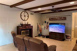 1014 N Hunt St, Cuero, TX 77954 - Photo 27