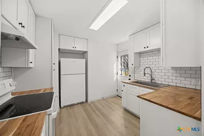 1401 Kingston Drive, Granite Shoals, TX 78654 - Photo 5