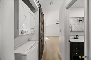 1401 Kingston Dr, Granite Shoals, TX 78654 - Photo 9