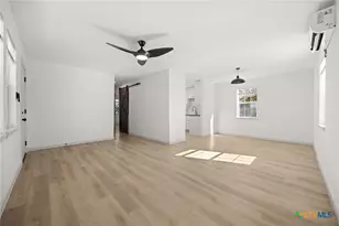 1401 Kingston Dr, Granite Shoals, TX 78654 - Photo 3