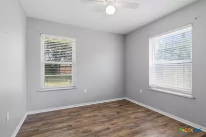 1612 Alamo Drive, Victoria, TX 77901 - Photo 9