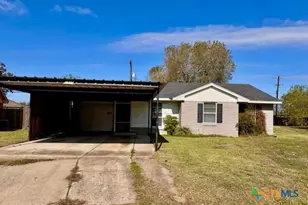 1612 Alamo Dr, Victoria, TX 77901 - Photo 1