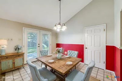 111 Oldtowne Road, Seguin, TX 78155 - Photo 11