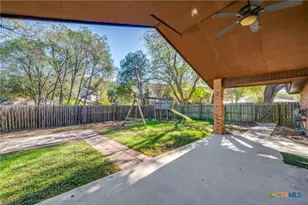 111 Oldtowne Rd, Seguin, TX 78155 - Photo 27