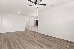 122 Leon St, Copperas Cove, TX 76522 - Photo 3