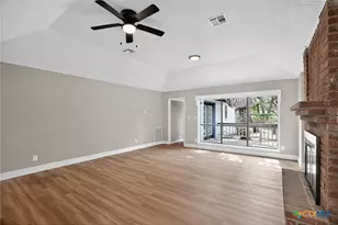 107 Cherry Hills Dr, Rockport, TX 78382 - Photo 7