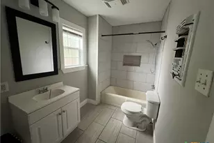 607 N Cleveland St, Victoria, TX 77901 - Photo 7