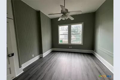 607 N Cleveland Street, Victoria, TX 77901 - Photo 9