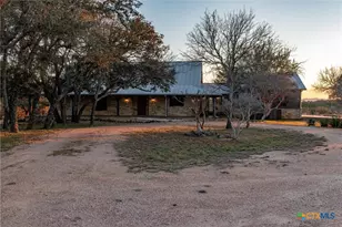1250 Rocky Hollow Dr, Burnet, TX 78611 - Photo 1