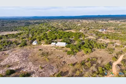 1250 Rocky Hollow Drive, Burnet, TX 78611 - Photo 31