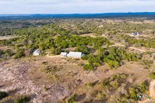 1250 Rocky Hollow Dr, Burnet, TX 78611 - Photo 31