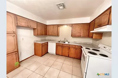 1792 Kuehler Avenue, New Braunfels, TX 78130 - Photo 9