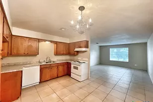 1792 Kuehler Ave, New Braunfels, TX 78130 - Photo 3