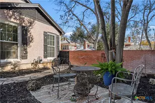 1317 N 9th St, Temple, TX 76501 - Photo 5