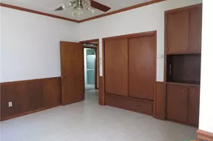 342 W Oak St, Goliad, TX 77963 - Photo 13