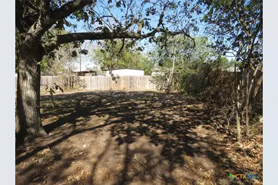 342 W Oak Street, Goliad, TX 77963 - Photo 37