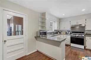 1902 S 9th St, Temple, TX 76504 - Photo 11