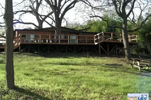 653 Scarborough, Canyon Lake, TX 78133 - Photo 3