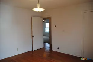 1818 S 35th St, Temple, TX 76504 - Photo 13