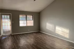 709 Pheasant Dr, Victoria, TX 77905 - Photo 15