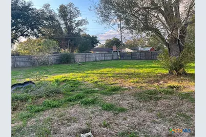 709 Pheasant Drive, Victoria, TX 77905 - Photo 21