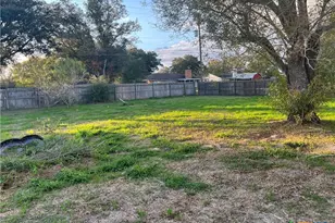 709 Pheasant Dr, Victoria, TX 77905 - Photo 21