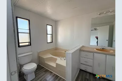 135 Creekway Lane, Seguin, TX 78155 - Photo 5