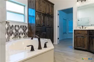 8006 Preston Hollow Dr, Killeen, TX 76542 - Photo 17