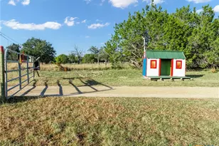 853 County Rd 4390, Kempner, TX 76539 - Photo 17