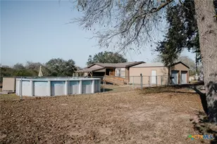 602 Thomaston River Rd, Cuero, TX 77954 - Photo 25