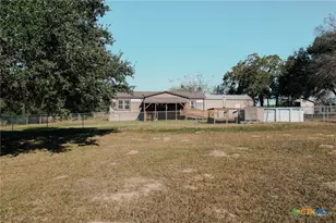 602 Thomaston River Rd, Cuero, TX 77954 - Photo 3
