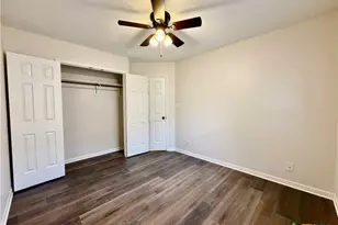 210 Stone Gate Dr, Victoria, TX 77904 - Photo 15