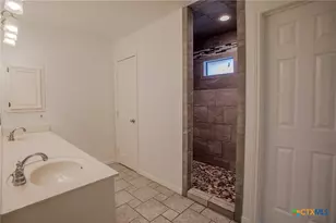 113 Ashford Dr, Victoria, TX 77904 - Photo 19