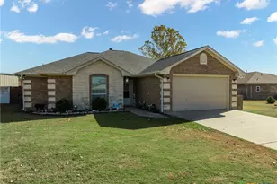 210 Lakewood Dr, Gatesville, TX 76528 - Photo 3