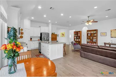 2968 Coral Way, Seguin, TX 78155 - Photo 13