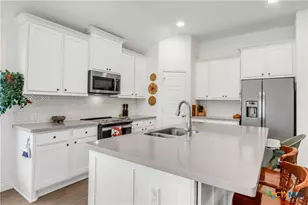 2968 Coral Way, Seguin, TX 78155 - Photo 11