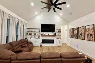 209 Comanche Dr, Gatesville, TX 76528 - Photo 7