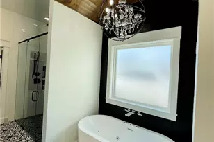 209 Comanche Dr, Gatesville, TX 76528 - Photo 9