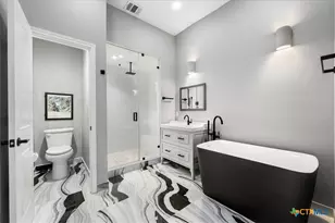 1009 Highknoll Ln, Georgetown, TX 78628 - Photo 17