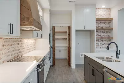 11067 Eagle Walk Boulevard, Salado, TX 76571 - Photo 11